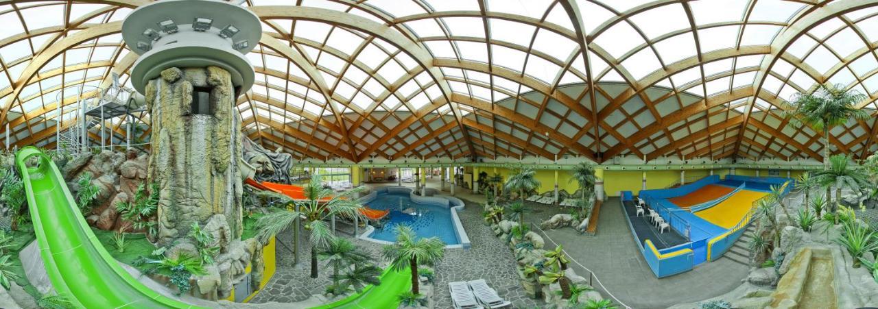 Mediteran Travel Mobile Homes In Camping Terme Catez Brežice Kültér fotó