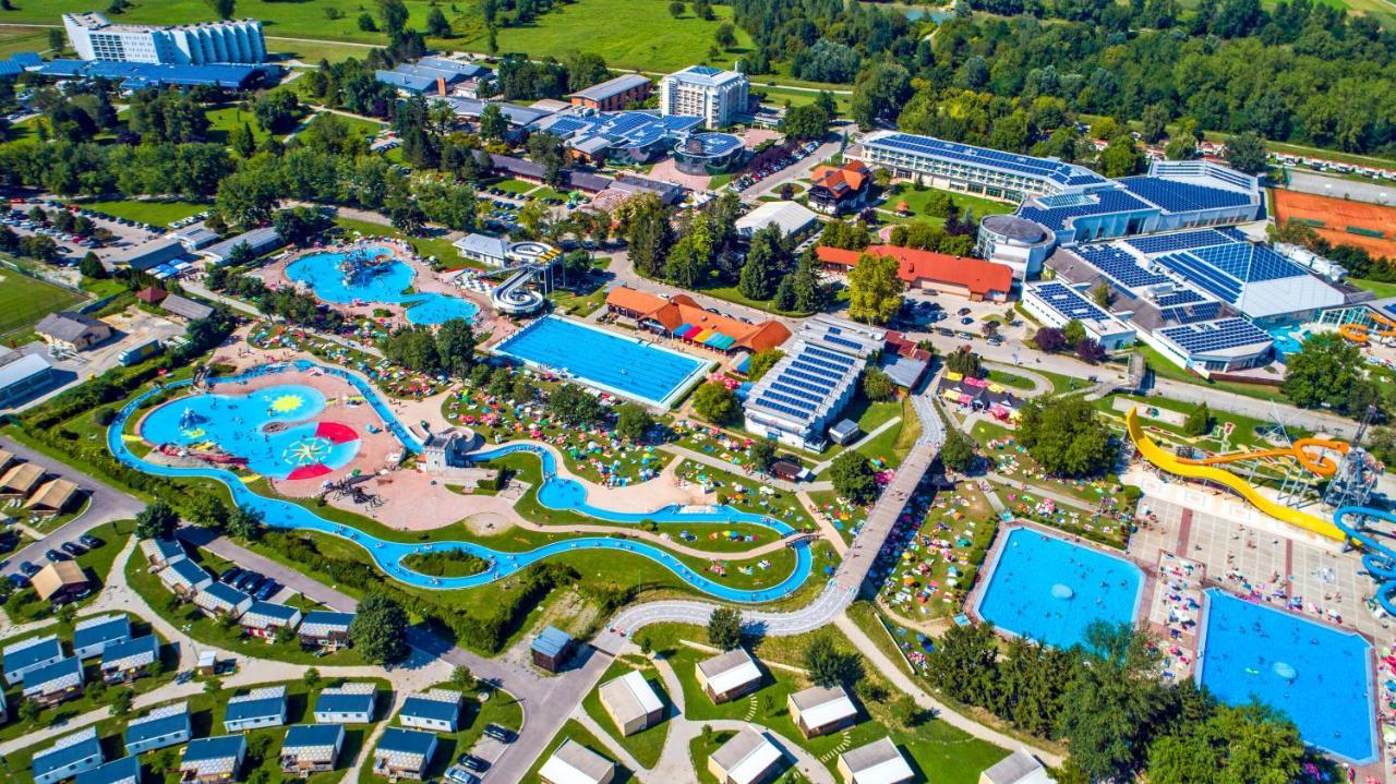 Mediteran Travel Mobile Homes In Camping Terme Catez Brežice Kültér fotó