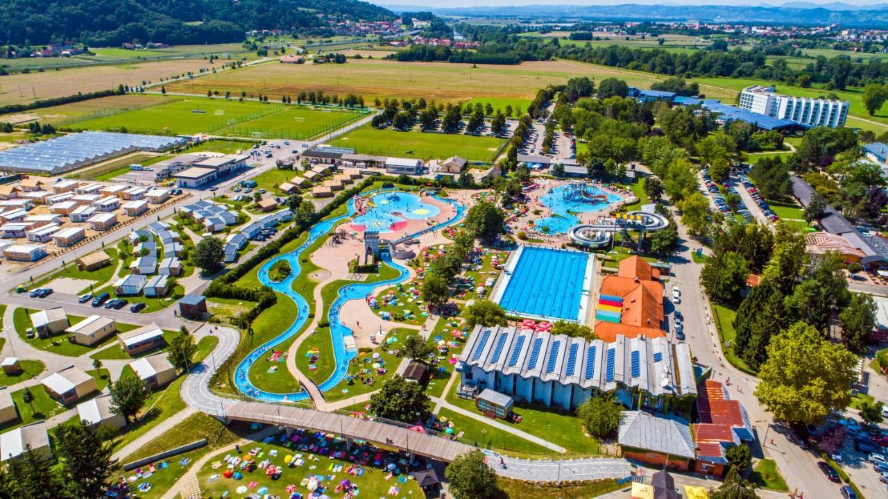 Mediteran Travel Mobile Homes In Camping Terme Catez Brežice Kültér fotó